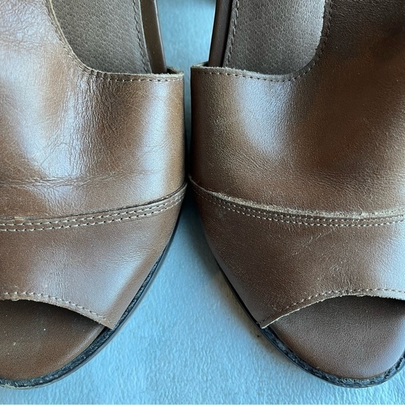 ** Nine West Lucasir cognac tan leather t-strap heels block heel 6.5M - Picture 8 of 9